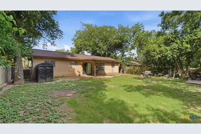 629 Creek Drive, New Braunfels, TX 78130 - Photo 20