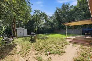 629 Creek Dr, New Braunfels, TX 78130 - Photo 20