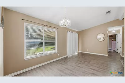 629 Creek Drive, New Braunfels, TX 78130 - Photo 6