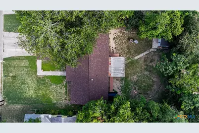 629 Creek Drive, New Braunfels, TX 78130 - Photo 22