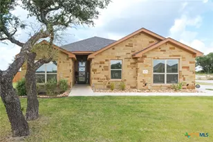 425 Rdg Crest Dr, Copperas Cove, TX 76522 - Photo 1