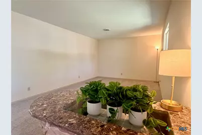 141 Oaklane Drive, Universal City, TX 78148 - Photo 8