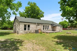 307 Crockett St, Holland, TX 76534 - Photo 40