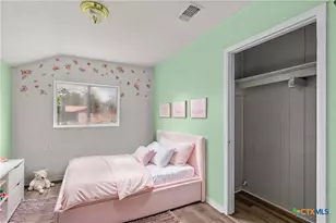 307 Crockett St, Holland, TX 76534 - Photo 32