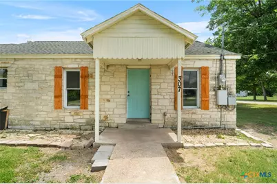 307 Crockett Street, Holland, TX 76534 - Photo 2