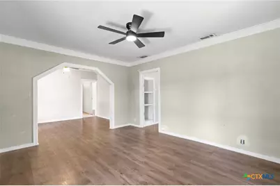 307 Crockett Street, Holland, TX 76534 - Photo 4