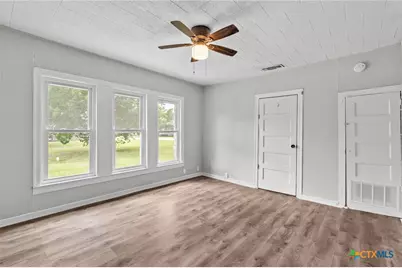 307 Crockett Street, Holland, TX 76534 - Photo 16