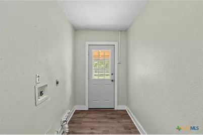 307 Crockett Street, Holland, TX 76534 - Photo 32