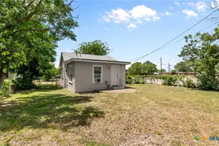 111 N 11th St, Temple, TX 76501 - Photo 22