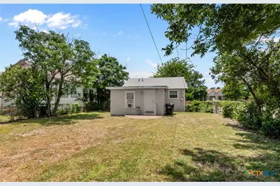111 N 11th Street, Temple, TX 76501 - Photo 20