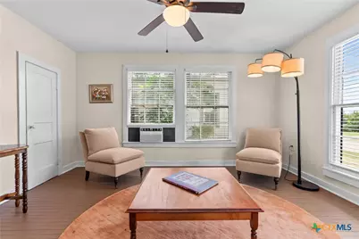 111 N 11th Street, Temple, TX 76501 - Photo 12