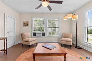 111 N 11th St, Temple, TX 76501 - Photo 12