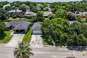 1615 Sunshine Peak, New Braunfels, TX 78130 - Photo 34