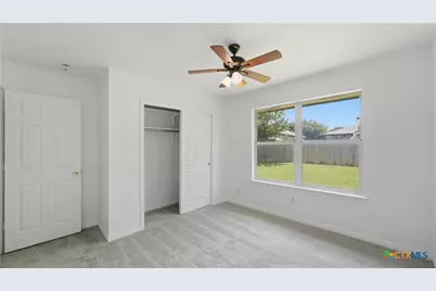 1615 Sunshine Peak, New Braunfels, TX 78130 - Photo 26