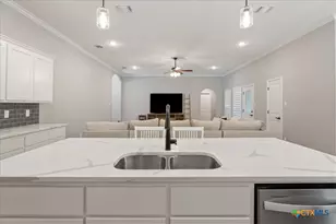 2644 Cowgirl Trl, Belton, TX 76513 - Photo 10