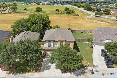2214 Lakeline Drive, New Braunfels, TX 78130 - Photo 32