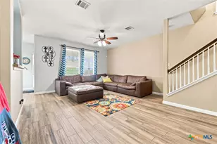 2214 Lakeline Dr, New Braunfels, TX 78130 - Photo 6