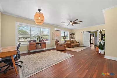 101 Bowie Street, Martindale, TX 78655 - Photo 6