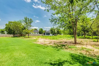 107 Keahi Court, Bastrop, TX 78602 - Photo 36