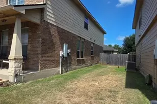 816 Evergreen Farm Dr, Temple, TX 76502 - Photo 2
