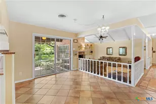 1413 N 11th St, Temple, TX 76501 - Photo 14