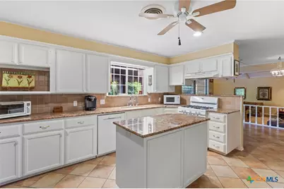1413 N 11th Street, Temple, TX 76501 - Photo 16