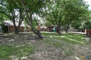 304 Cottonwood Dr, Harker Heights, TX 76548 - Photo 34