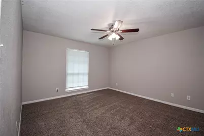 304 Cottonwood Drive, Harker Heights, TX 76548 - Photo 18