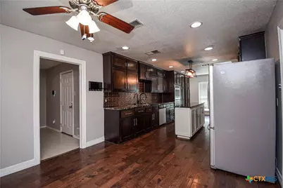 304 Cottonwood Drive, Harker Heights, TX 76548 - Photo 12