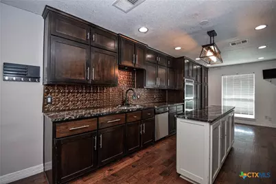 304 Cottonwood Drive, Harker Heights, TX 76548 - Photo 10