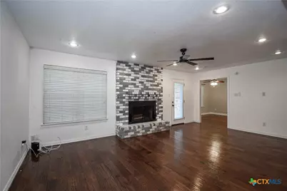 304 Cottonwood Drive, Harker Heights, TX 76548 - Photo 16
