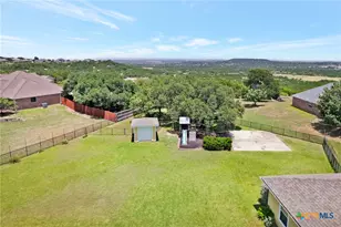 348 Skyline Dr, Copperas Cove, TX 76522 - Photo 4