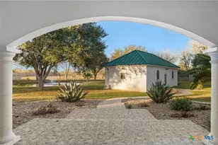 968 Tate Rd, Victoria, TX 77904 - Photo 10