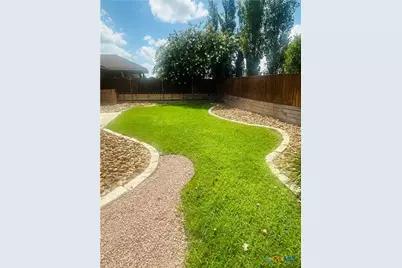 231 Navarro Xing Street #7B, Seguin, TX 78155 - Photo 32