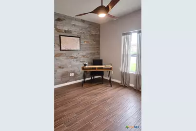 231 Navarro Xing Street #7B, Seguin, TX 78155 - Photo 20