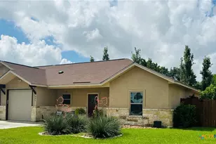 231 Navarro Xing St, Seguin, TX 78155 - Photo 1