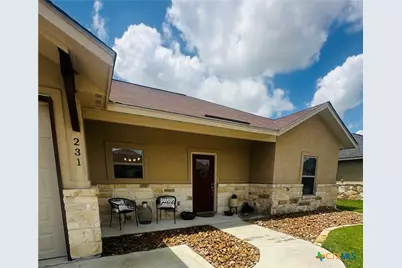 231 Navarro Xing Street #7B, Seguin, TX 78155 - Photo 2