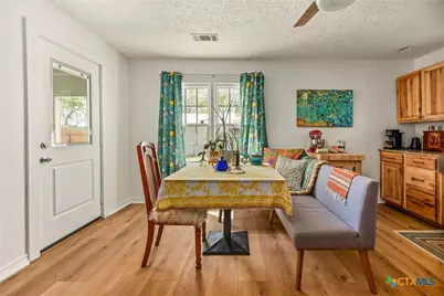 305 W Dallas Avenue, Seadrift, TX 77983 - Photo 16