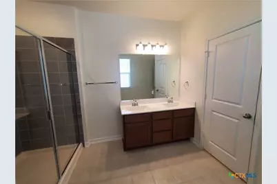 518 Deer Crest Drive, New Braunfels, TX 78130 - Photo 20
