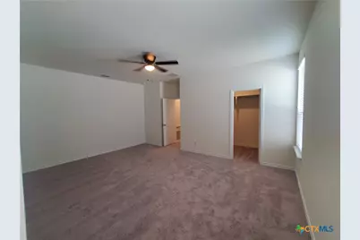 518 Deer Crest Drive, New Braunfels, TX 78130 - Photo 16