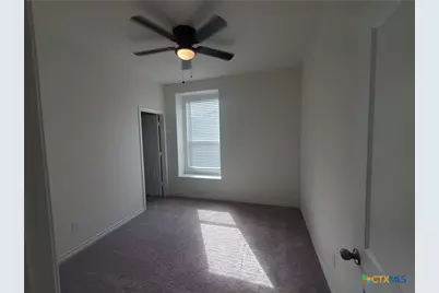 518 Deer Crest Drive, New Braunfels, TX 78130 - Photo 22