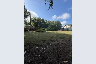 5465 E Lakeshore Drive, Belton, TX 76513 - Photo 1