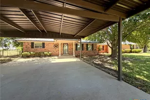 211 Co Rd 128, Gatesville, TX 76528 - Photo 2
