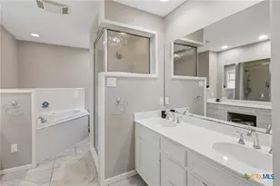 504 Colony Creek Dr, Victoria, TX 77904 - Photo 12