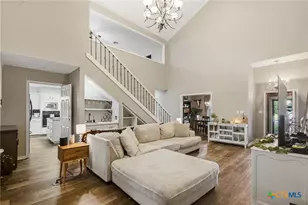 504 Colony Creek Dr, Victoria, TX 77904 - Photo 4