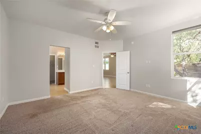 2046 Ridge View Drive, San Marcos, TX 78666 - Photo 14