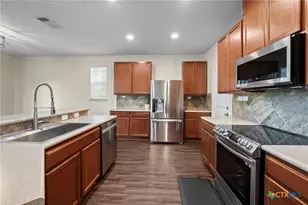 220 Hinge Creek, Cibolo, TX 78108 - Photo 12
