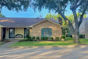 727 Royal St, Salado, TX 76571 - Photo 2
