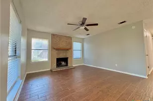 727 Royal St, Salado, TX 76571 - Photo 18