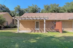 727 Royal St, Salado, TX 76571 - Photo 14